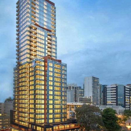 Top Floor Harbour View And Skytower View Apartment In Cbd Auckland Exterior foto